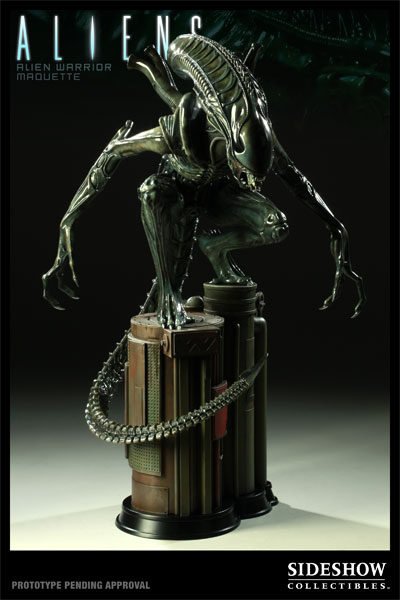 Alien Warrior Maquette by Sideshow 