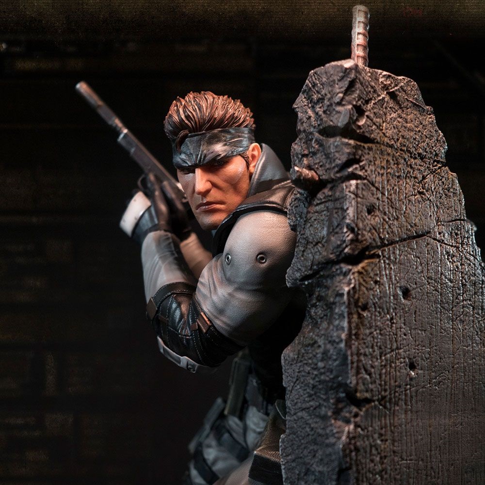metal gear statue