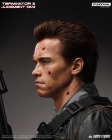 T-800 Battle Damaged (Mechanical) Life-Size Bust by Queen Studios