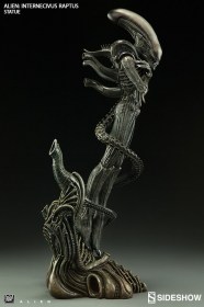 Alien Internecivus Raptus Statue by Sideshow