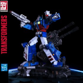 Transformers G1 Ultra Magnus Maquette by Imaginarium Art