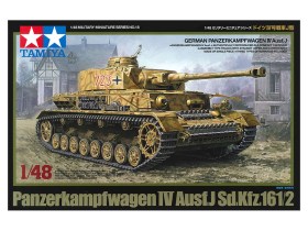 1/48 SCALE GERMAN PANZERKAMPFWAGEN IV Ausf.J by Tamiya