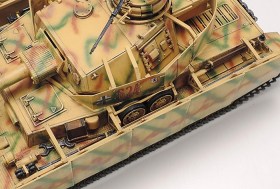 1/48 SCALE GERMAN TANK PANZERKAMPFWAGEN IV Ausf.H LATE PRODUCTION by Tamiya