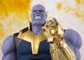 Thanos Avengers Infinity War S.H. Figuarts Action Figure by Bandai