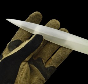 Crysknife of Paul Atreides Dune Replica by United Cutlery
