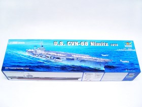 1/350 U.S. CVN-68 Nimitz aircraft carrier 1975 by Trumpeter