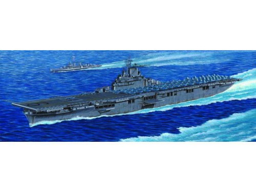 1/350 U.S. Aircraft Carrier CV-9 Essex 1943 by Trumpeter