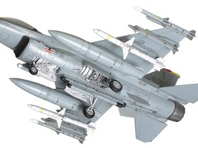 1/48 SCALE LOCKHEED MARTIN® F-16®CJ FIGHTING FALCON® by Tamiya