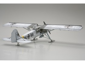1/48 SCALE FIESELER FI156C STORCH by Tamiya