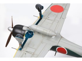 1/48 SCALE MITSUBISHI A6M5/5A ZERO (ZEKE) by Tamiya