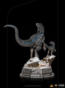 Blue and Beta Jurassic World Dominion Deluxe Art 1/10 Scale Statue by Iron Studios