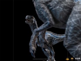 Blue and Beta Jurassic World Dominion Deluxe Art 1/10 Scale Statue by Iron Studios