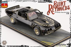 Burt Reynolds on Pontiac Trans Am 1/18 Resin Statue by Infinite Statue