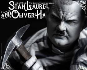 Stan Laurel & Oliver Hardy 1/3 Statue by Infinite Statue