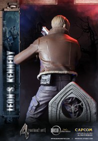 Leon Kennedy Resident Evil 4 Premium Statue by Darkside Collectibles Studio