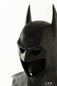 Batman Cowl DC Comics 1/1 Scale Replica by Pure Arts