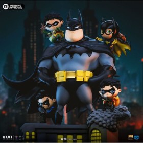 Batman Family Batman Animated icons PVC Figure by Iron Studios