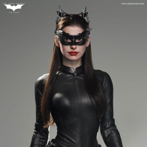 Catwoman The Dark Knight Rises 1/1 Statue by Queen Studios