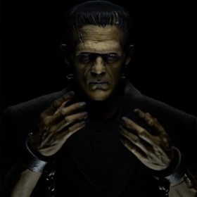 Frankenstein (Deluxe Plus Edition) Universal Monsters 1/6 Action Figure by Sideshow Collectibles