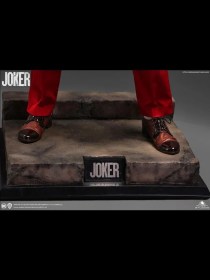 Joker 2019 (Arthur Fleck) 1/2 Statue by Queen Studios