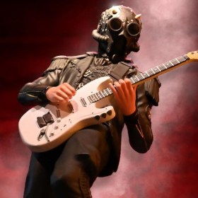 Nameless Ghoul II (White Guitar) Ghost Rock Iconz 1/9 Statue by Knucklebonz