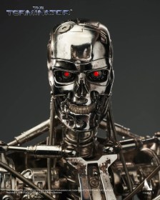 T-800 Endoskeleton The Terminator 1/6 Collectible Figure by Inart