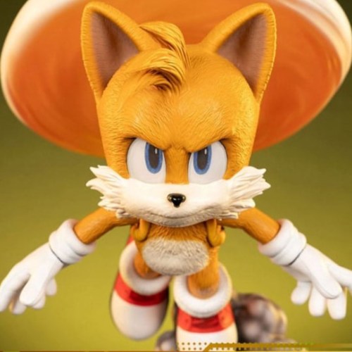 Tails Standoff Sonic the Hedgehog 2 Statue by First 4 Figures