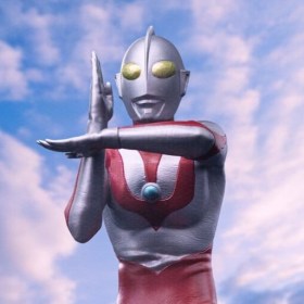 Ultraman Art 1/10 Scale Statue by Iron Studios