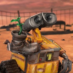 WALL-E Master Craft Statue by Beast Kingdom Toys