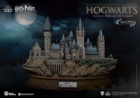 Hogwarts School Of Witchcraft And Wizardry Harry Potter and the Philosopher's Stone Master Craft Statue by Beast Kingdom Toys