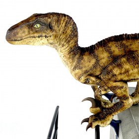 Breakout Raptor Jurassic Park Statue by Chronicle Collectibles