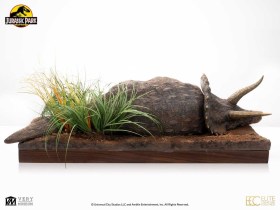 Sick Triceratops Jurassic Park 1/8 Maquette by ECC