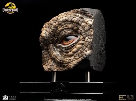 Triceratops Eye Prop (Reproduction) Jurassic Park Statue by ECC