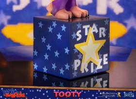 Tooty Banjo Kazooie Statue by First 4 Figures