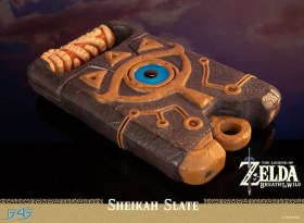 Sheikah Slate The Legend of Zelda Breath of the Wild 1/1 Life Size Statue by First 4 Figures