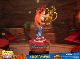 Crash (Winner) Crash Team Racing Nitro-Fueled Statue by First 4 Figures