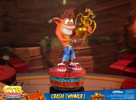 Crash (Winner) Crash Team Racing Nitro-Fueled Statue by First 4 Figures