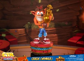 Crash (Winner) Crash Team Racing Nitro-Fueled Statue by First 4 Figures