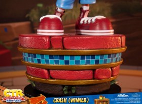 Crash (Winner) Crash Team Racing Nitro-Fueled Statue by First 4 Figures