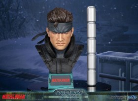 Solid Snake Metal Gear Solid 1/1 Life-Size Bust by First 4 Figures