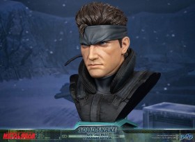 Solid Snake Metal Gear Solid 1/1 Life-Size Bust by First 4 Figures