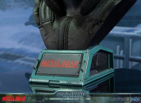 Solid Snake Metal Gear Solid 1/1 Life-Size Bust by First 4 Figures