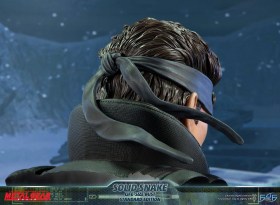 Solid Snake Metal Gear Solid 1/1 Life-Size Bust by First 4 Figures