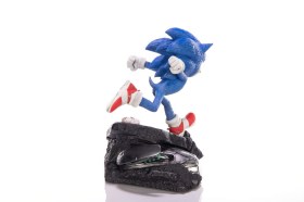 Sonic Standoff Sonic the Hedgehog 2 Statue by First 4 Figures