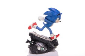 Sonic Standoff Sonic the Hedgehog 2 Statue by First 4 Figures