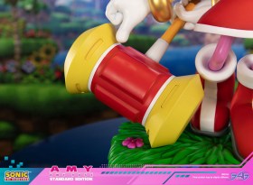 Amy Sonic the Hedgehog Statue by First 4 Figures