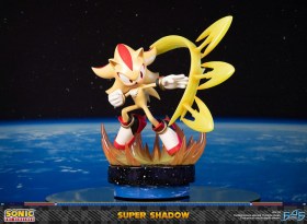 Sonic the Hedgehog Statue Super Shadow by First 4 Figures