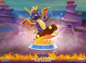 Spyro Skateboard Spyro Year of the Dragon PVC Statue by First 4 Figures
