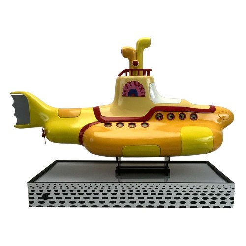 The Beatles Yellow Submarine Studio Scale Model by Factory Entertainment