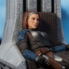 Bo-Katan Kryze on Throne The Mandalorian Star Wars Premier Collection 1/7 Statue by Gentle Giant